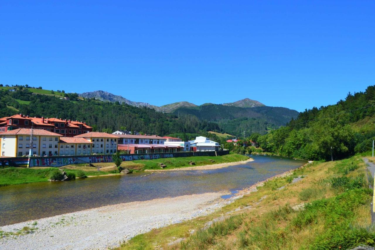 Casa Palo Balcon A Picos De Europa Villa Arriondas Kültér fotó